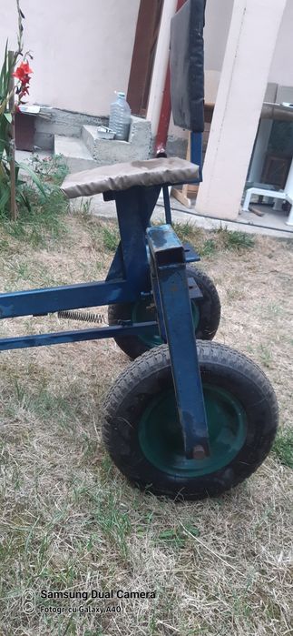 Carucior cu scaun pentru motocultor