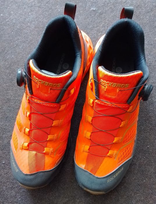 Оранжеви маратонки 44 номер