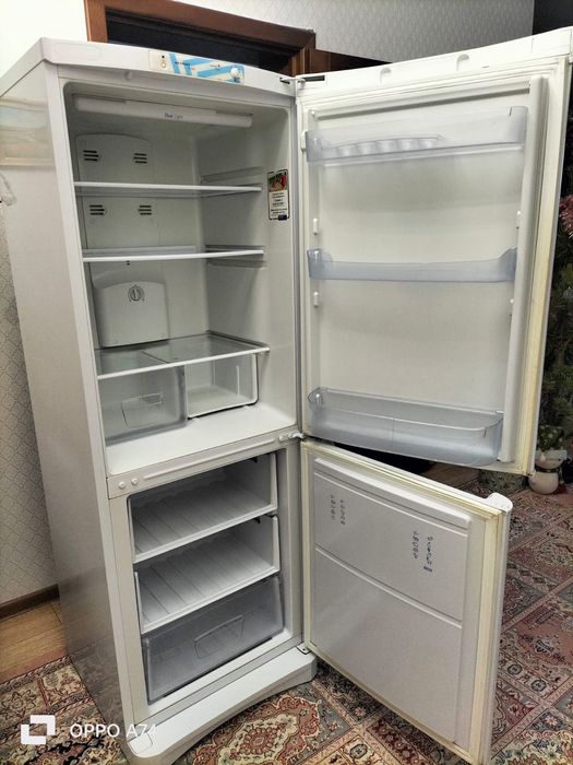Продам холодильник Индезит