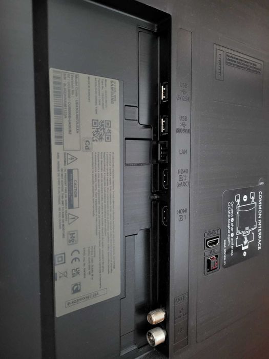 Televizor LED Samsung 109 cm