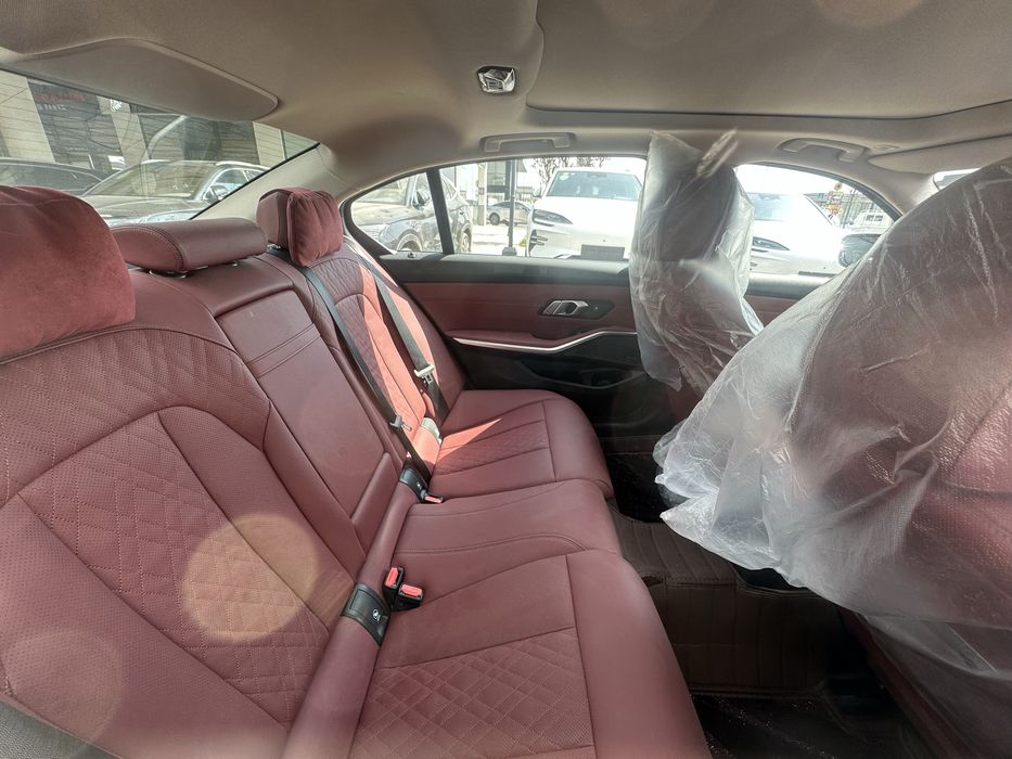 BMW i 3 L 40 2024 года выпуска