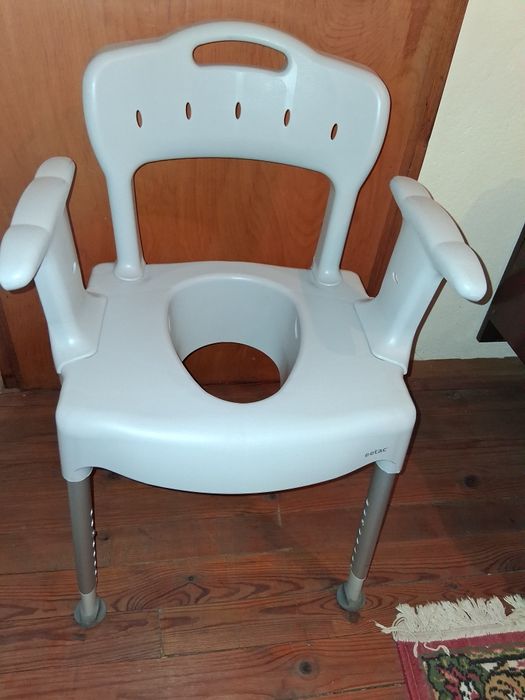 Туалетни столове