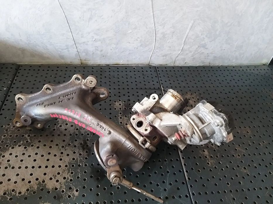 Turbina 0.9 b smart forfour w453 pentru piese 8220531 ngt1038z h8201380711104103r