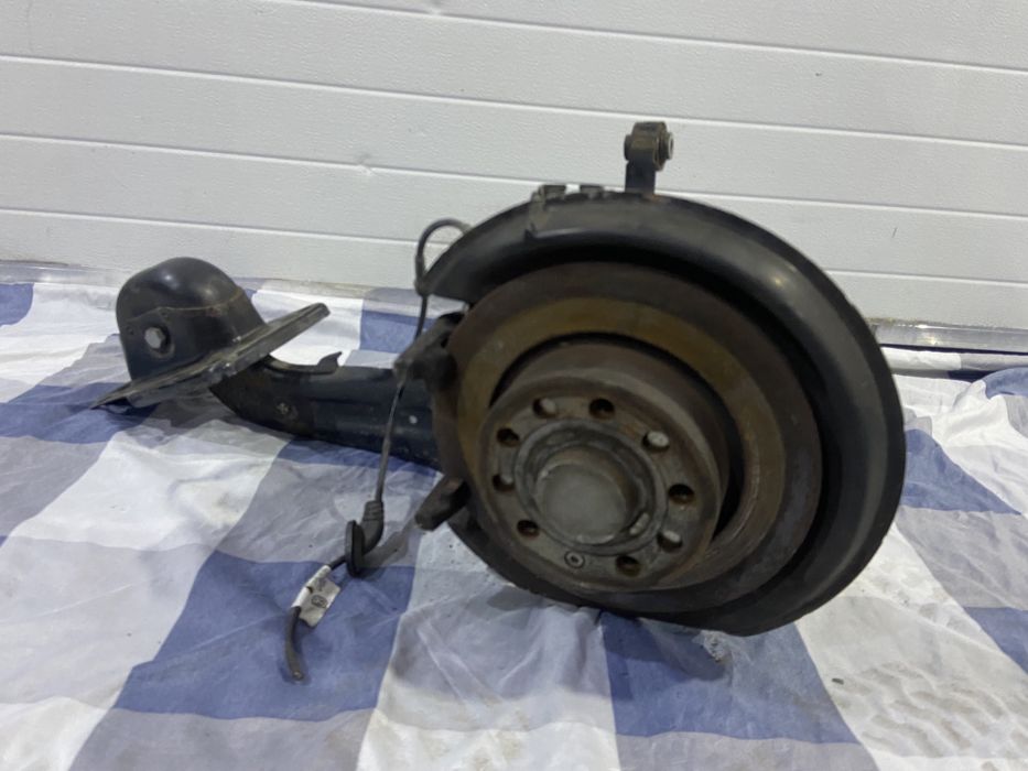 fuzeta spate VW Golf 5- dezmembrari Vw Golf 5