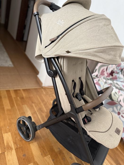 Carucior sport Joie ultracompact, stare impecabila