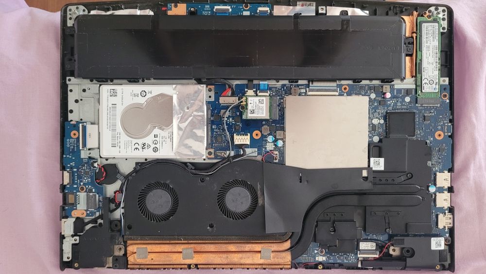 Mentenanță  Laptop / PC / Consolă