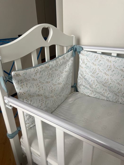 Детская кровать с бортами