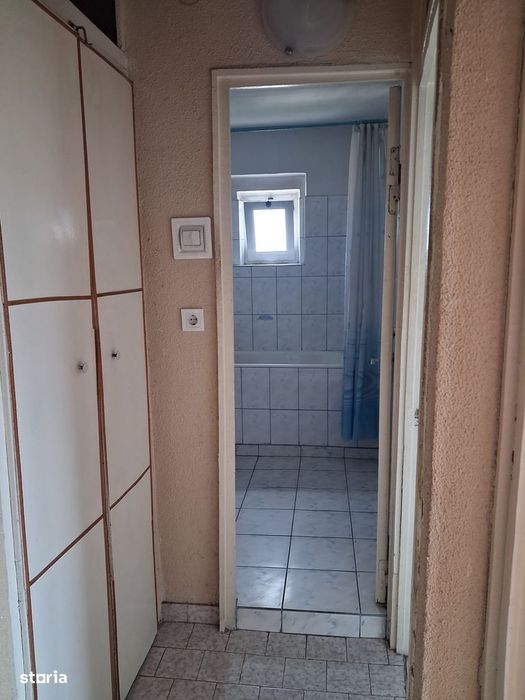 Apartament 3 camere, cf.1 decomandat, 2 balcone,Exercițiu, fond nou — fotografia 3
