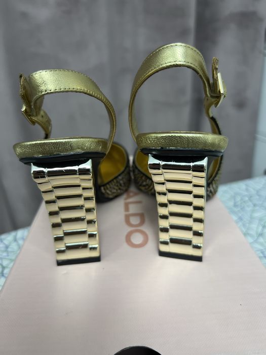 Sandale Aldo nr 39 ,