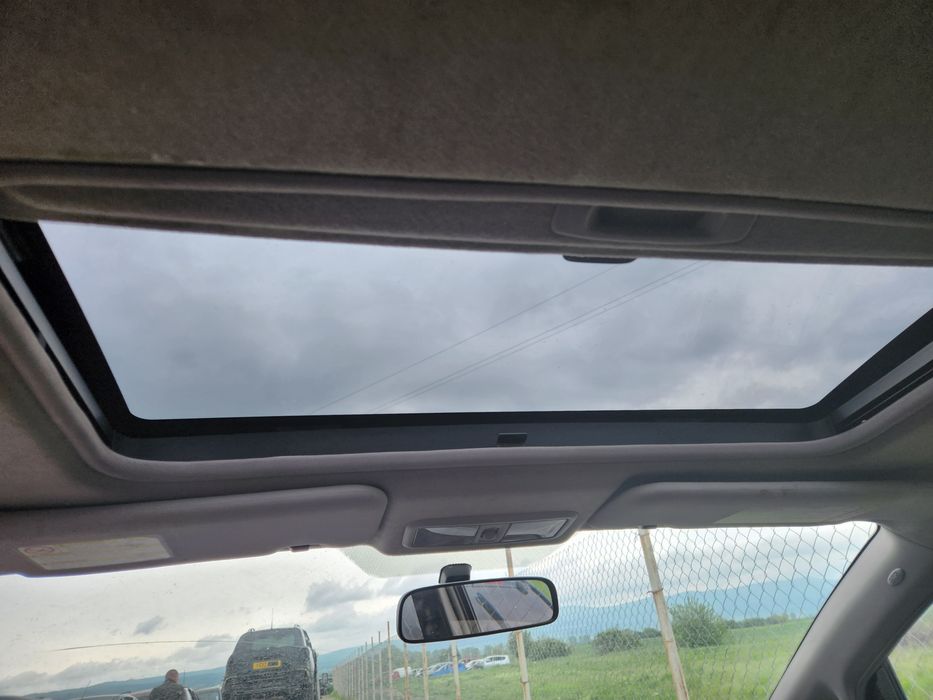 За Части Mitsubishi Grandis 2.4 auto 2006г