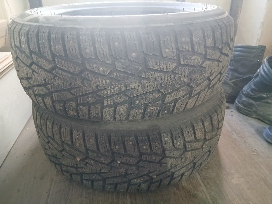 Зимние резины 195/55/16 4шт