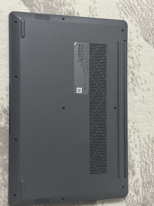 Lenovo idepad core i5 12gen 512/8