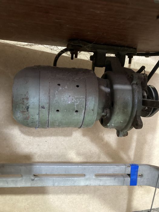 Оверлок  промышленный