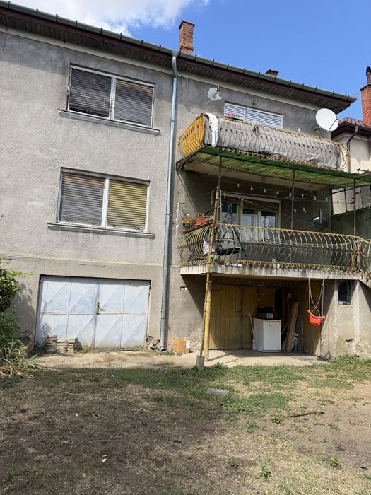 Vand sau schimb apartament in asociatia zona Titulescu