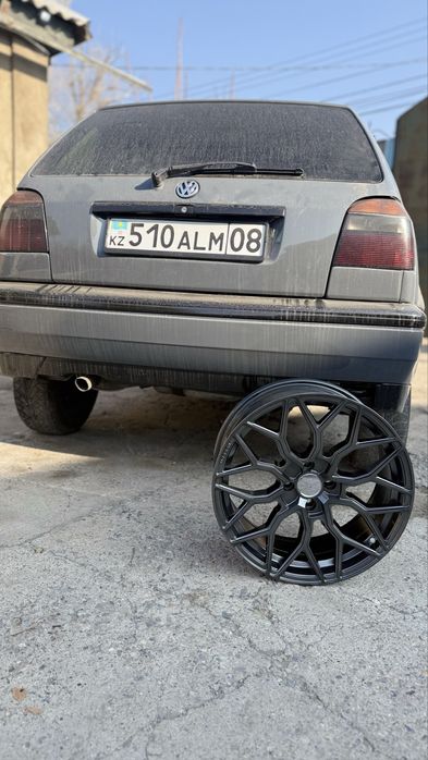 Продам диски комплект 17