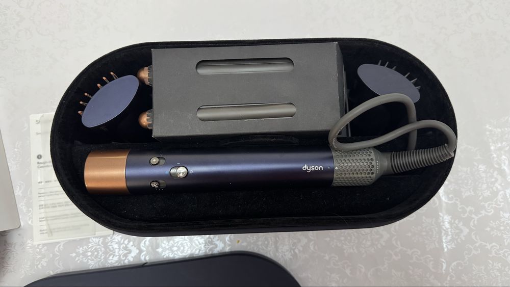 Dyson Airwrap styler