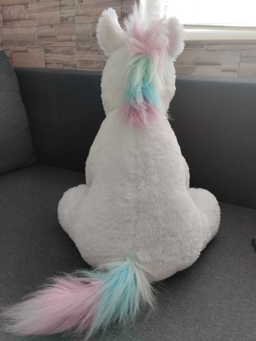 Голям плюшен еднорог