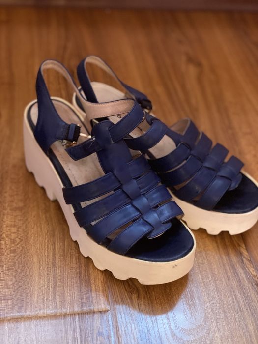 Босоножки-тракторы