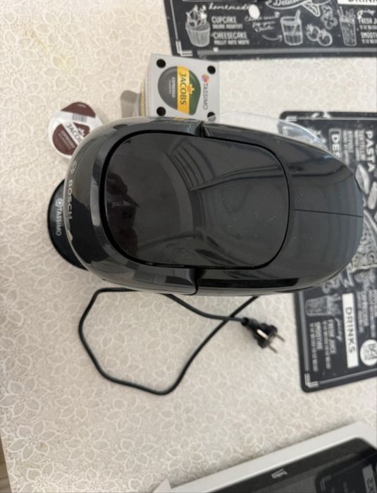 DescriereVând espressor cu capsule Bosch Tassimo Happy