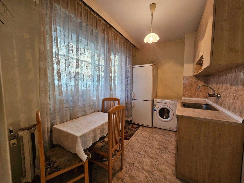 Продава се Тристаен апартамент в Русе, Възраждане - 100 кв.м за 1099 €/кв.м - Снимка #13