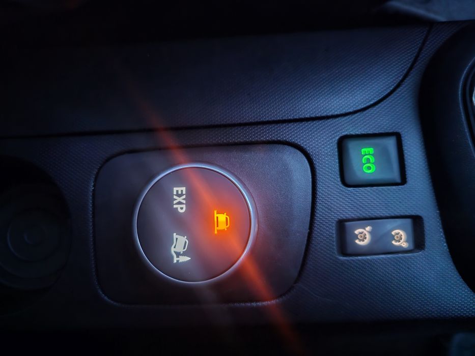 Captur Model X-Mod,R-Link 1.5dci 110cp 6+1 Trepte Euro 6