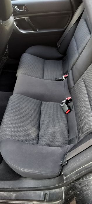 Продавам Subaru Legacy 2.0i