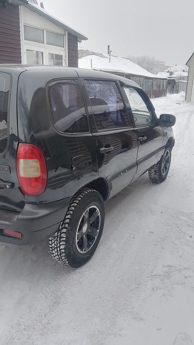 Продам ниву Шевроле