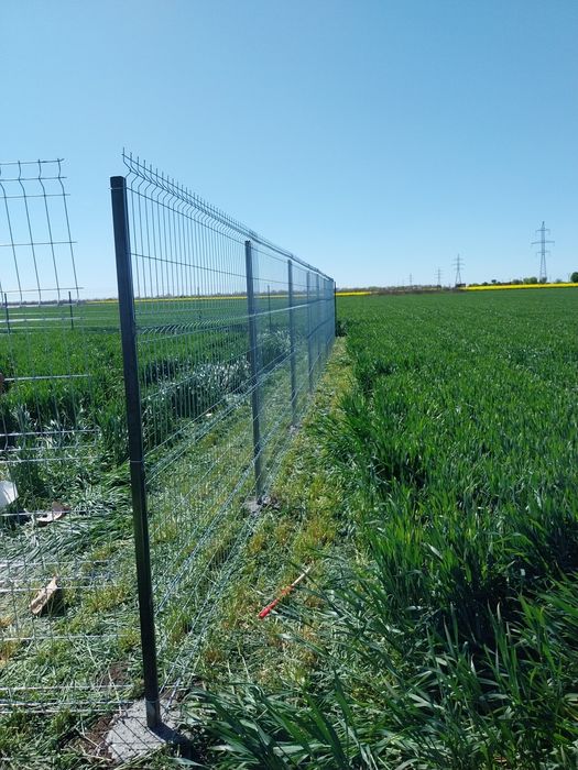 Construim garduri la comanda clientului