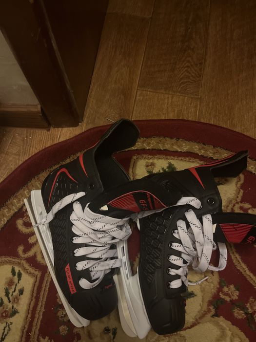 Продам коньки graf sport speed