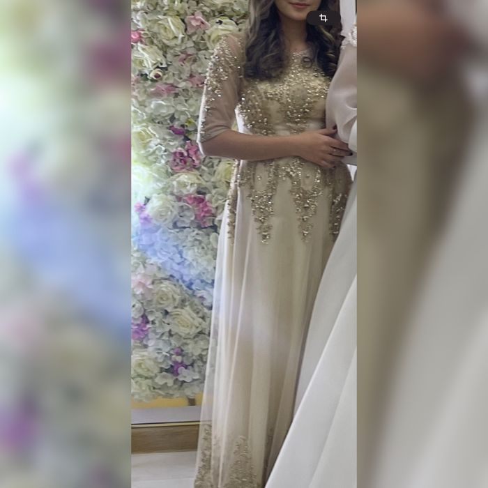 Вечернее платье