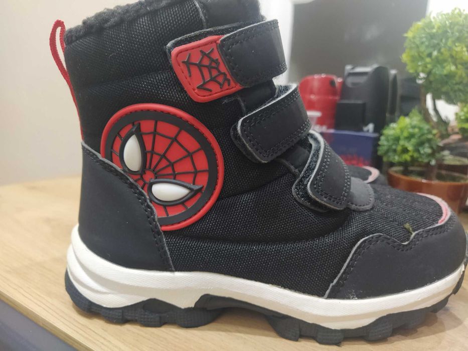 Детски боти за момче