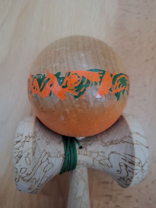 Kendama KROM Equilibrium