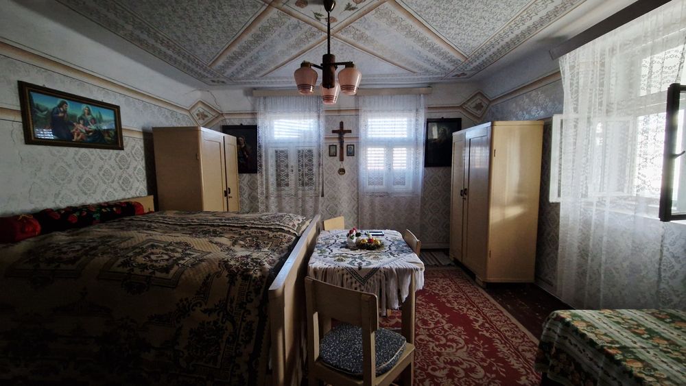 Casa de vânzare cu teren generos  in Dorobanti