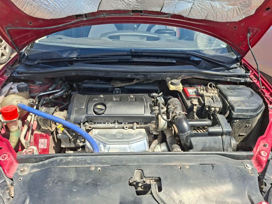 Продам машину срочно