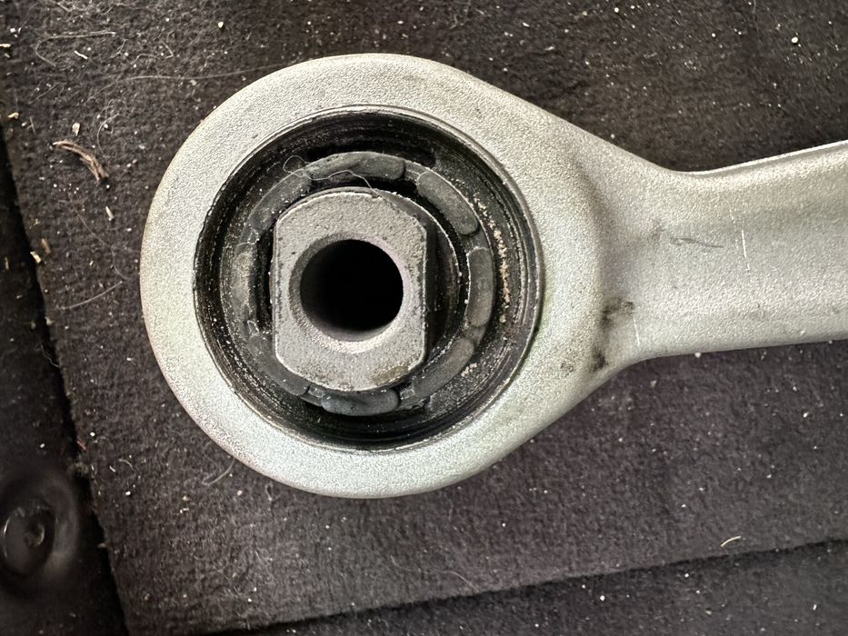 Носачи Audi A6 C5 Avant Quattro