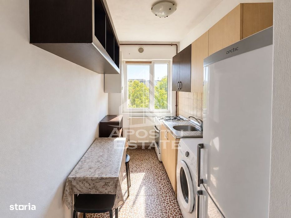 Apartament de vanzare cu 1 camera, Bloc izolat, zona Sagului