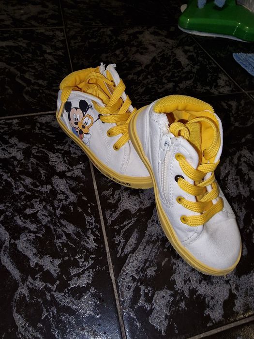 Детски кецове със ципче