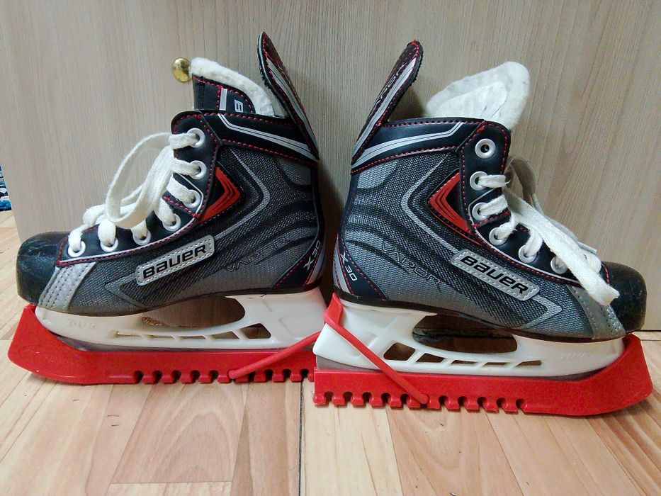 Хоккейные коньки размер 32