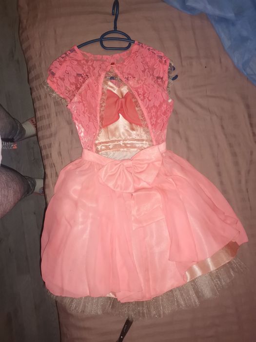 Рокля за абитуриентски бал