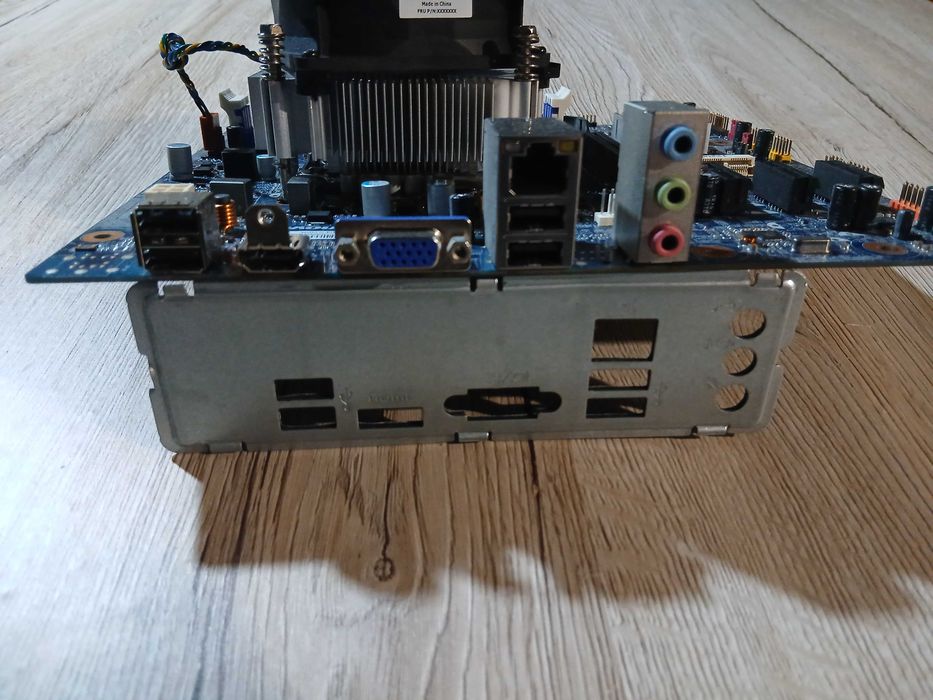 kit placa de baza OEM Lenovo + i3 + cooler