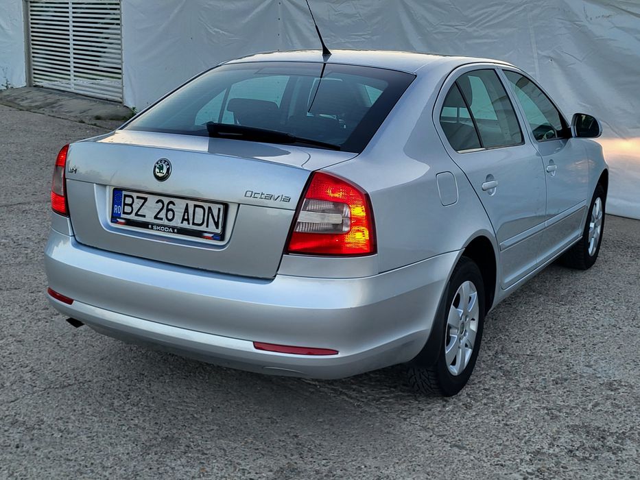 SKODA Octavia 2010 — imagine 4