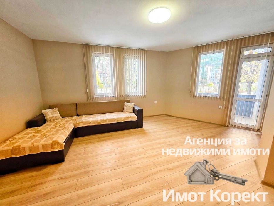 Дава се под наем Четиристаен апартамент в Асеновград - 110 кв.м за 350 € - Снимка #7