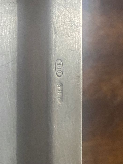 Антикварна сребърна табличка вероятно за бижута или визитки