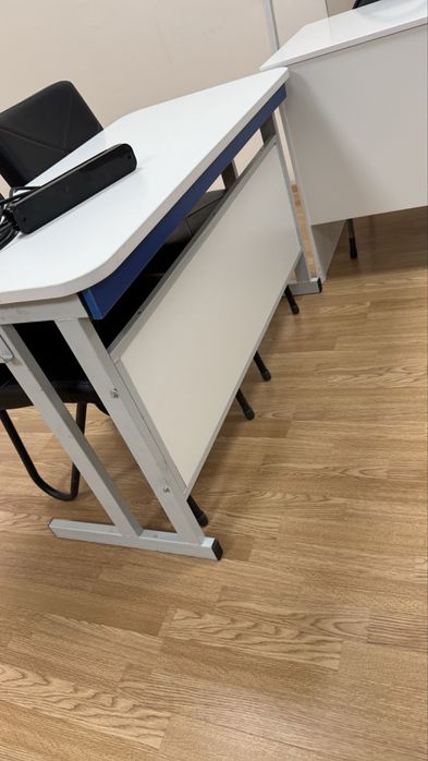 Продам парты для школьников