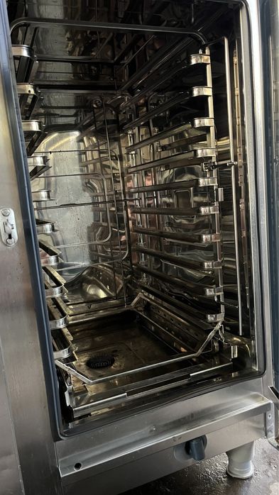 Конвектомат Rational 10 тави газ