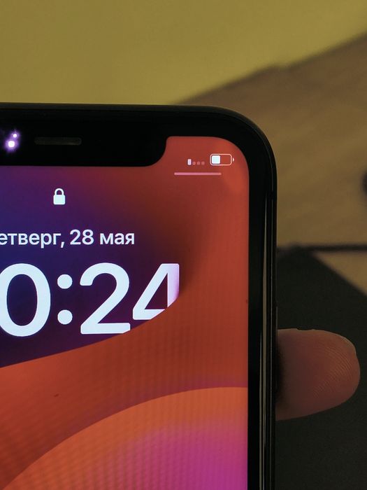 Айфон 11 64гб 74% с коробкой