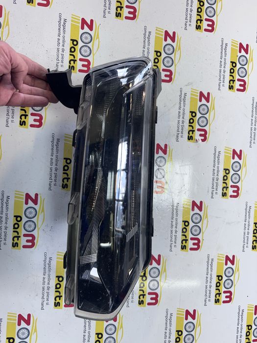 DRL LED lumini zi semnalizare stanga dreapta Dacia Spring