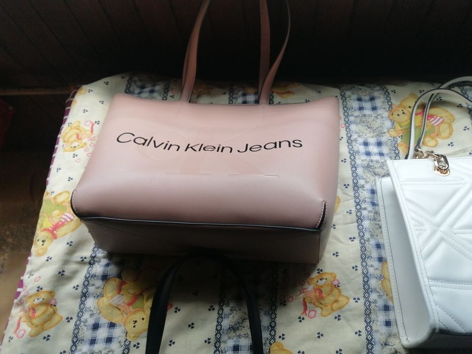 Маркови дамски чанти