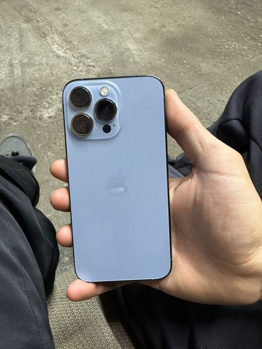 Айфон 13 про ...