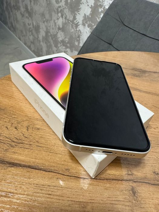 Продам айфон 14 в отличном состоянии